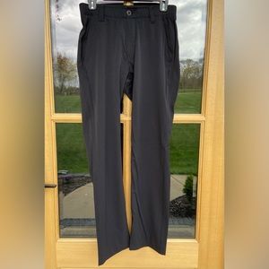 Under Armour Black Golf Pants 30x30 Loose Fit